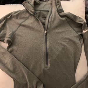 Nike pro quarter zip